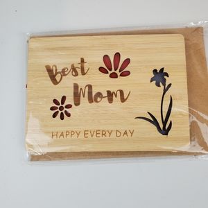 Best Mom wood card 4"x 6"